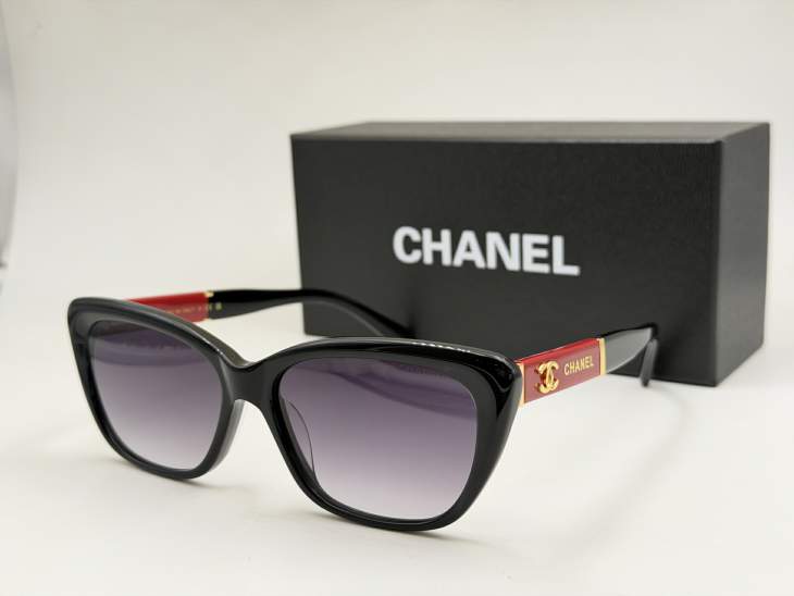 Picture of Chanel Sunglasses _SKUfw80235812fw